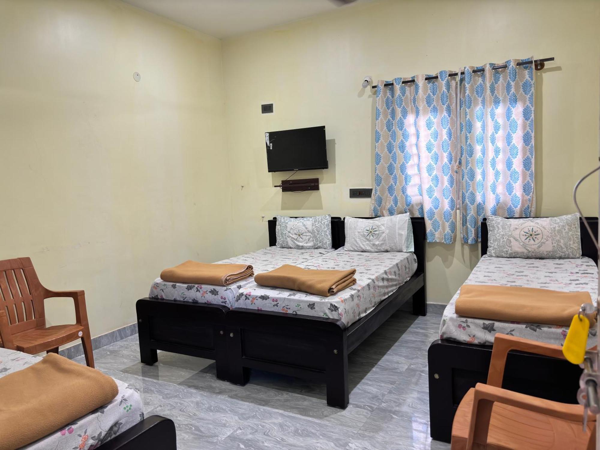 Sri Siri Lodge And Hotel Chikmagalūr المظهر الخارجي الصورة