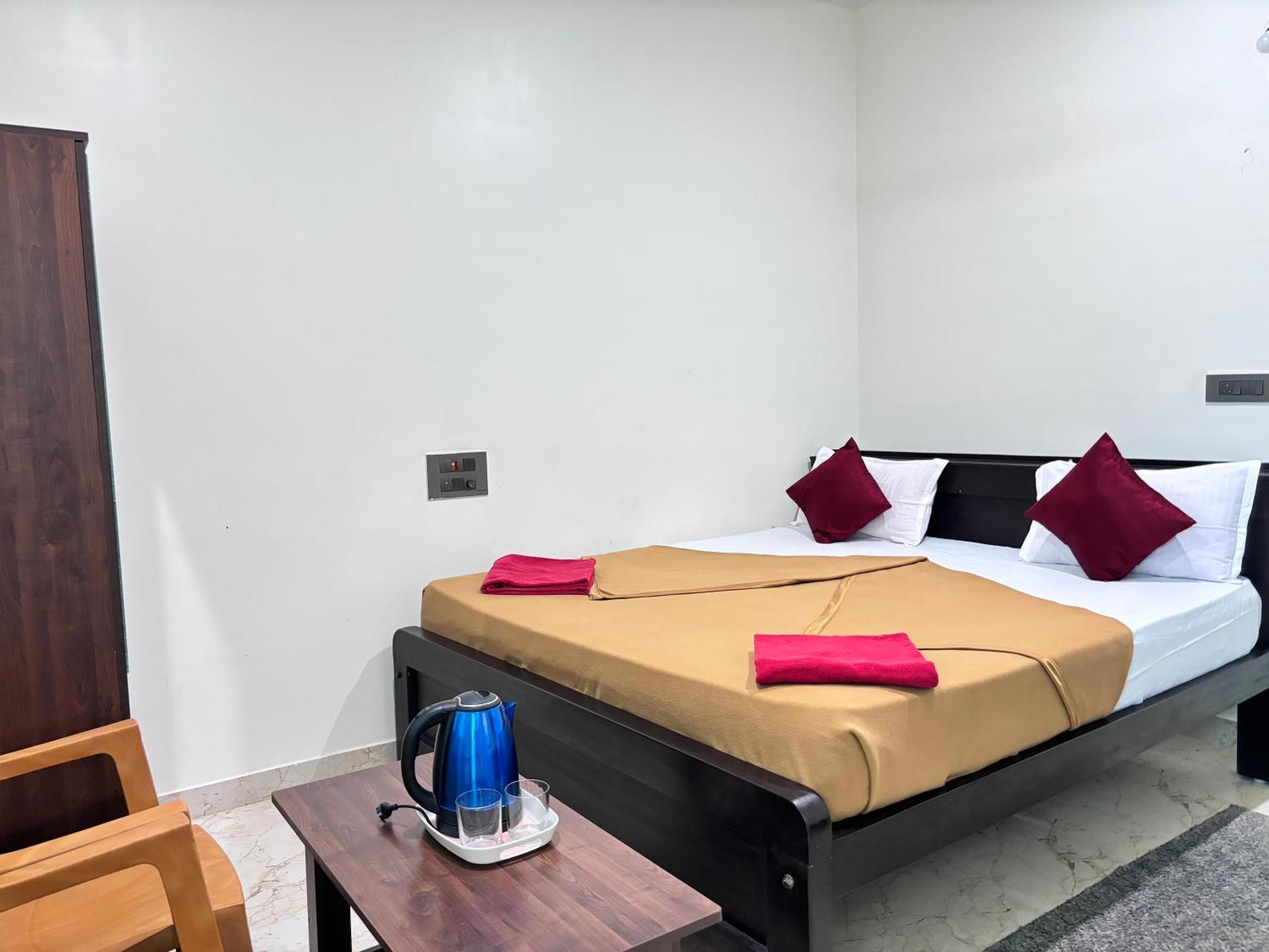 Sri Siri Lodge And Hotel Chikmagalūr المظهر الخارجي الصورة