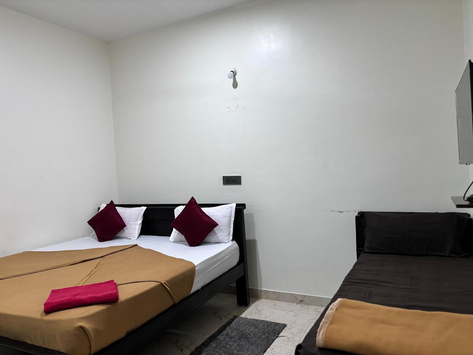 Sri Siri Lodge And Hotel Chikmagalūr المظهر الخارجي الصورة
