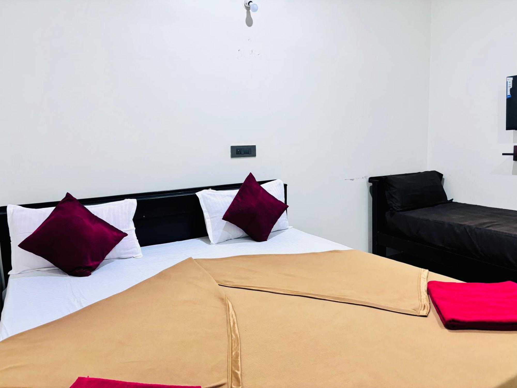 Sri Siri Lodge And Hotel Chikmagalūr المظهر الخارجي الصورة