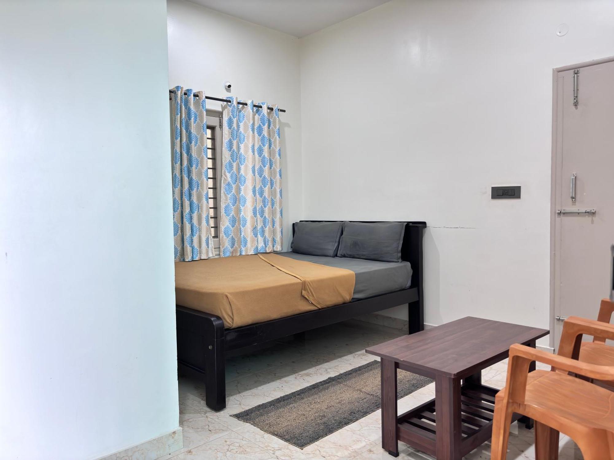 Sri Siri Lodge And Hotel Chikmagalūr المظهر الخارجي الصورة